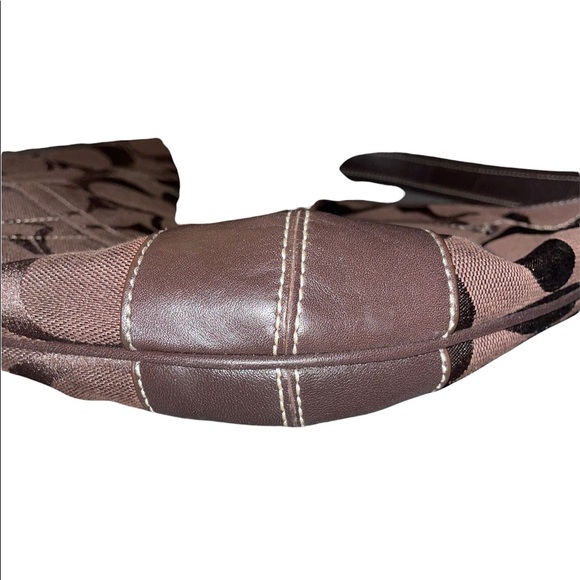 Coach Bag (Unused) Signature Jacquard Purse - Picture 9 of 14